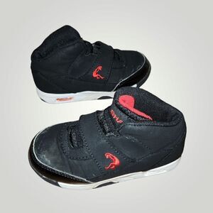 Boys Basketball Shoes BLACK GRAY RED Mid-Cut Sneakers MIXED MEDIA 9.5